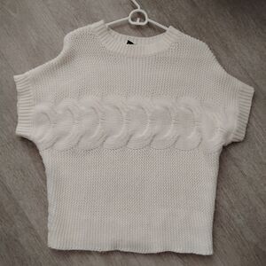 Suzanne Betro Winter White Cable Knit Sweater